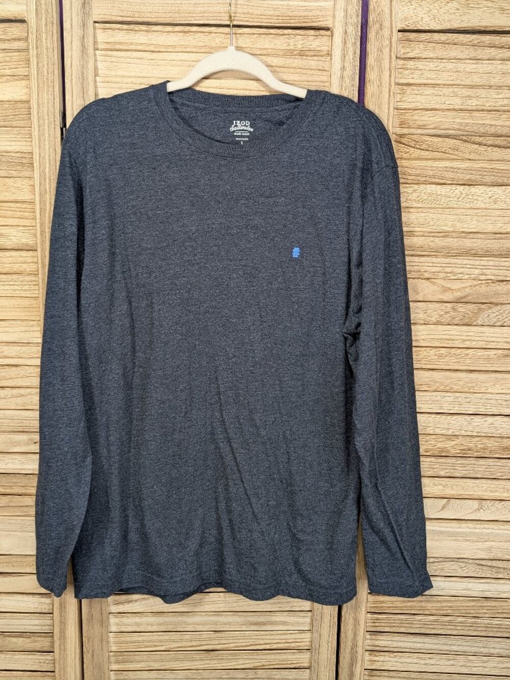 Izod Salt Water Charcoal Long Sleeve Crew with Blue Logo Size Large